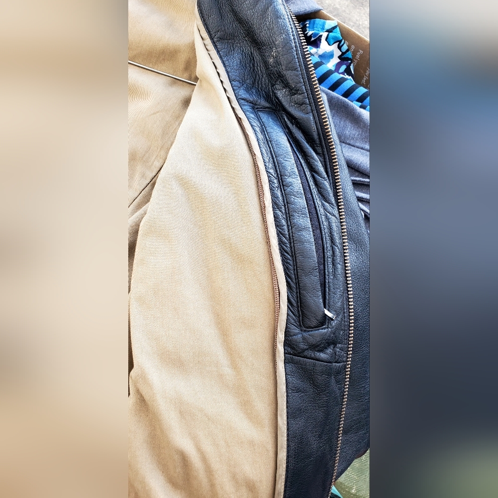 Leather jacket - Picture 5 of 7